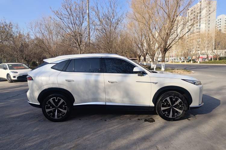 Used Roewe D5X DMH 2024 135 Tech Edition Exterior 3