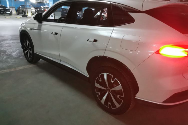 Used Roewe D5X DMH 2024 135 Tech Edition Exterior 3