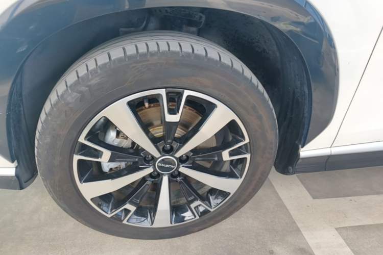 Used Roewe D5X DMH 2024 135 Tech Edition Exterior 4