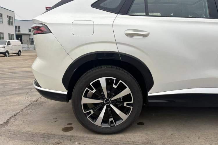 Used Roewe D5X DMH 2024 135 Flagship Edition Exterior 8