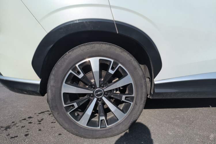 Used Roewe D5X DMH 2024 135 Tech Edition Exterior 8