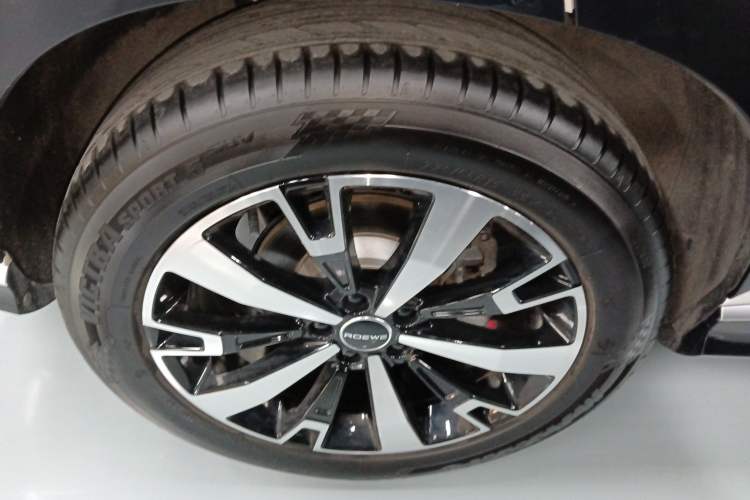 Used Roewe D5X DMH 2024 135 Tech Edition Exterior 8