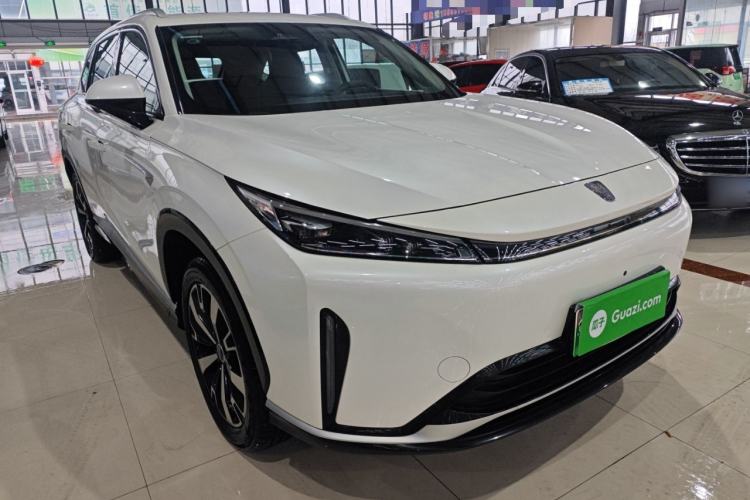 Used Roewe D5X DMH 2024 135 Tech Edition Front Right 45 Deg