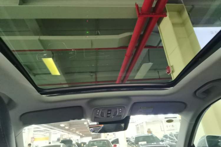 Used Roewe D5X DMH 2024 135 Tech Edition Headliner