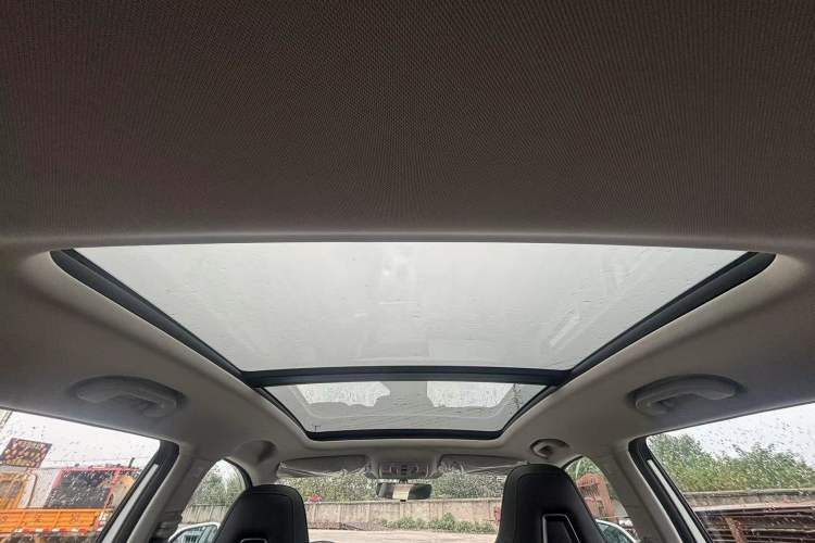 Used Roewe D5X DMH 2024 135 Flagship Edition Headliner