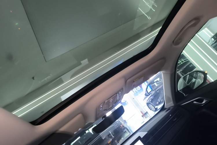 Used Roewe D5X DMH 2024 135 Flagship Edition Headliner