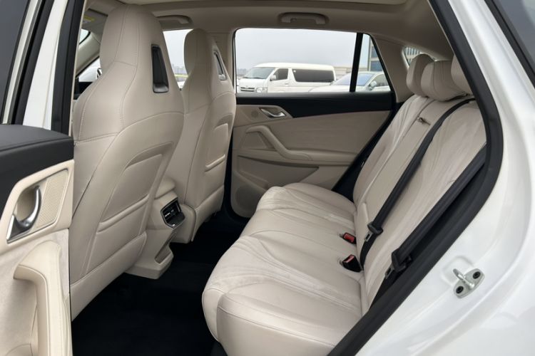 Used Roewe D5X DMH 2024 135 Tech Edition Interior 11