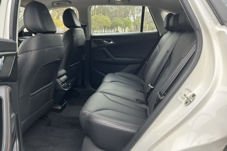 Used Roewe D5X DMH 2024 135 Luxury Edition Interior 3