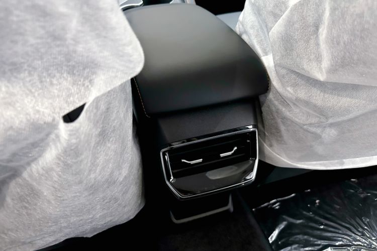 Used Roewe D5X DMH 2024 135 Luxury Edition Interior 3