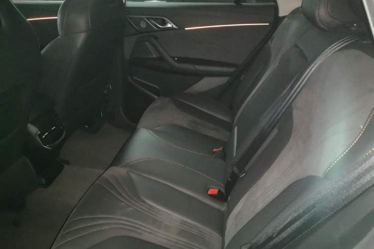 Used Roewe D5X DMH 2024 135 Tech Edition Interior 4