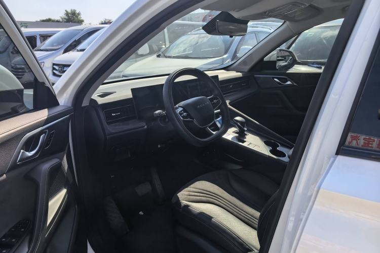 Used Roewe D5X DMH 2024 135 Tech Edition Interior 5
