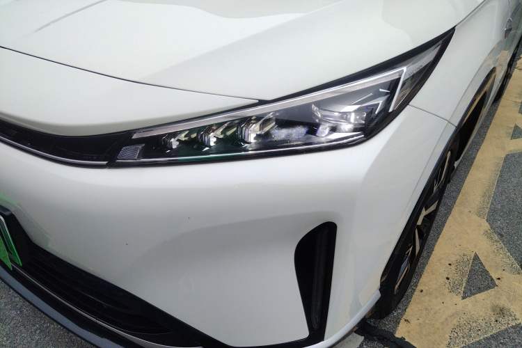 Used Roewe D5X DMH 2024 135 Tech Edition Left Front Headlight