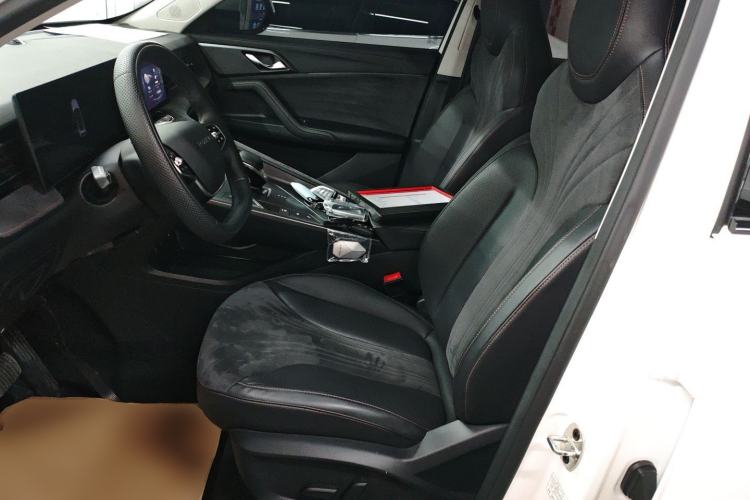 Used Roewe D5X DMH 2024 135 Tech Edition Left Front Seat