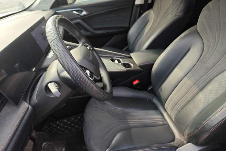 Used Roewe D5X DMH 2024 135 Tech Edition Left Front Seat
