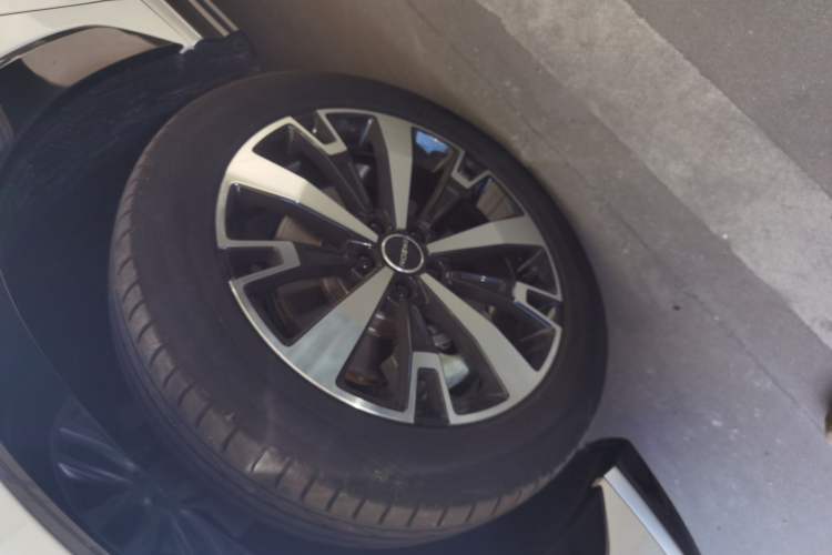 Used Roewe D5X DMH 2024 135 Tech Edition Left Front Wheel Hub