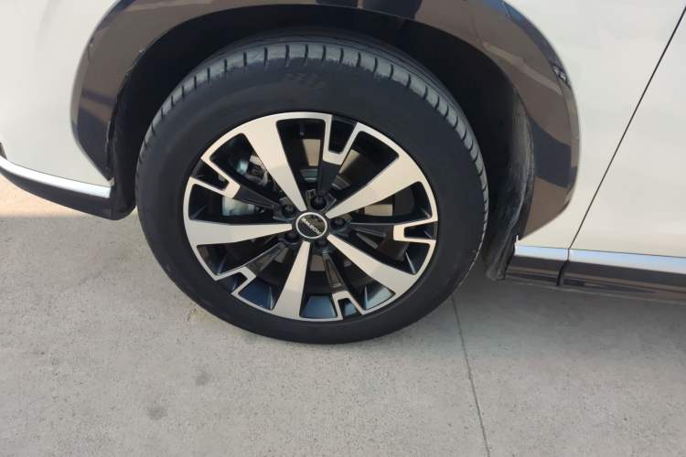 Used Roewe D5X DMH 2024 135 Tech Edition Left Front Wheel Hub