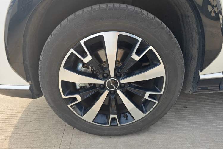 Used Roewe D5X DMH 2024 135 Tech Edition Left Front Wheel Hub