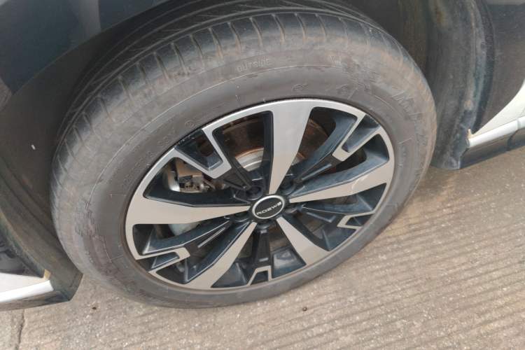 Used Roewe D5X DMH 2024 135 Tech Edition Left Front Wheel Hub