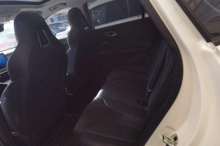 Used Roewe D5X DMH 2024 135 Tech Edition Left Rear Seat