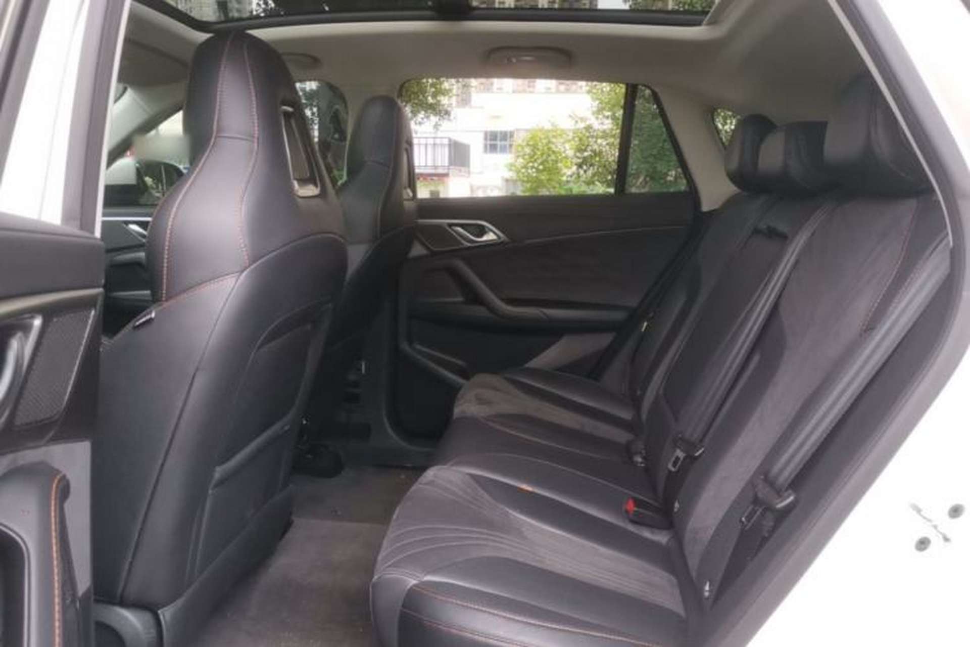 Used Roewe D5X DMH 2024 135 Tech Edition Left Rear Seat