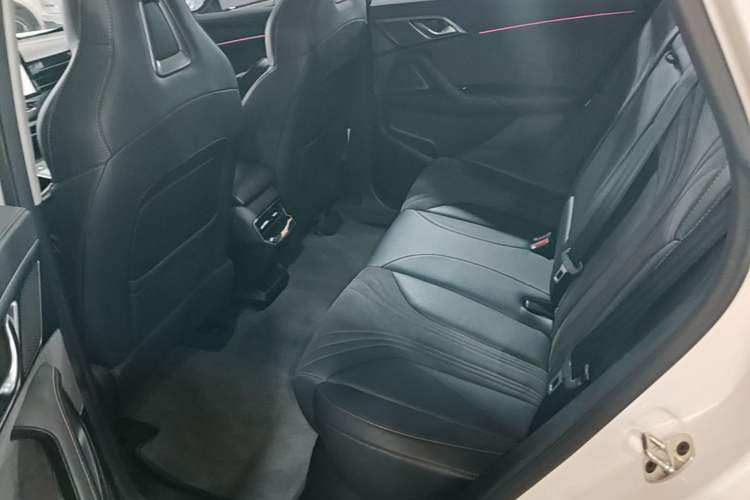 Used Roewe D5X DMH 2024 135 Tech Edition Left Rear Seat