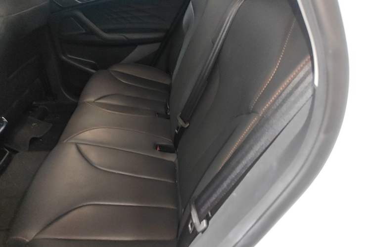Used Roewe D5X DMH 2024 135 Luxury Edition Left Rear Seat