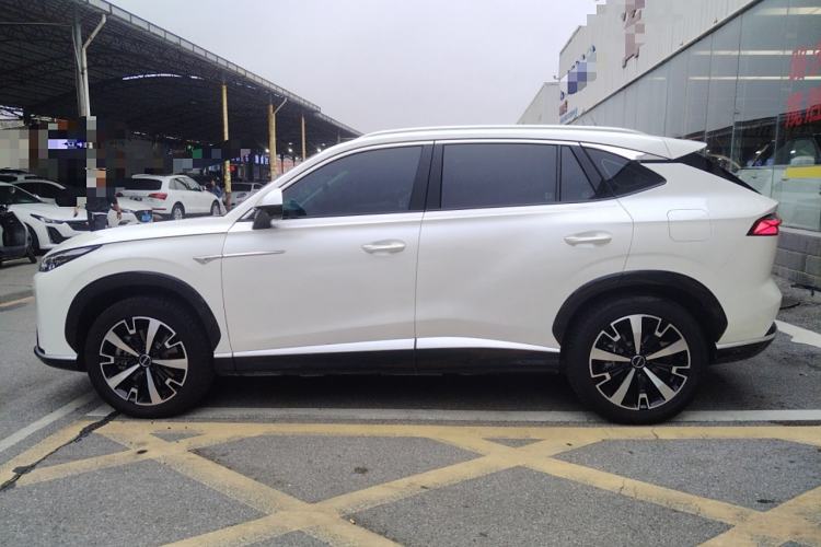 Used Roewe D5X DMH 2024 135 Tech Edition Left Side
