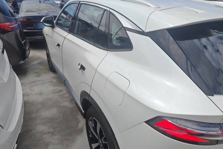 Used Roewe D5X DMH 2024 135 Tech Edition Left Side