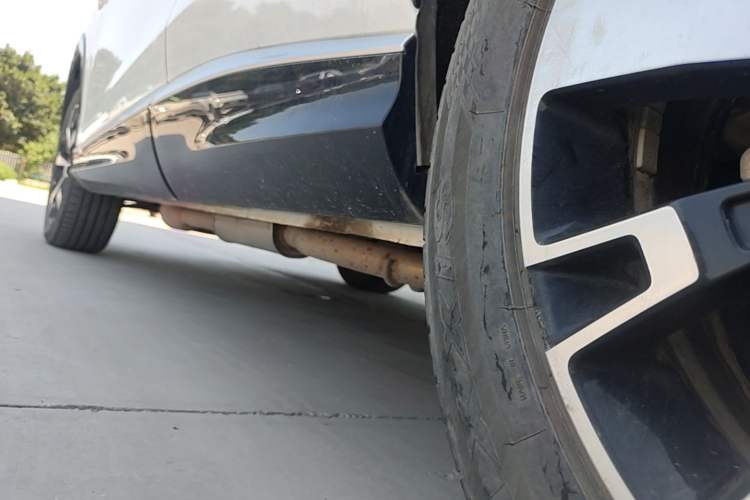 Used Roewe D5X DMH 2024 135 Flagship Edition Left Side Sill
