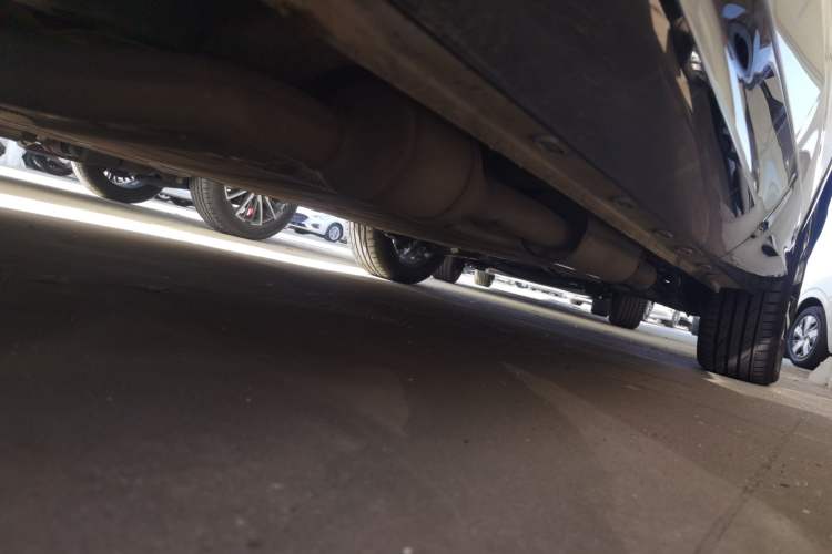 Used Roewe D5X DMH 2024 135 Tech Edition Left Side Sill