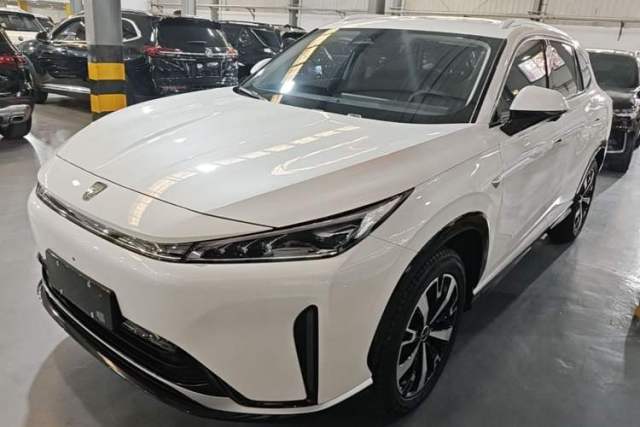Used Roewe D5X DMH 2024 135 Tech Edition