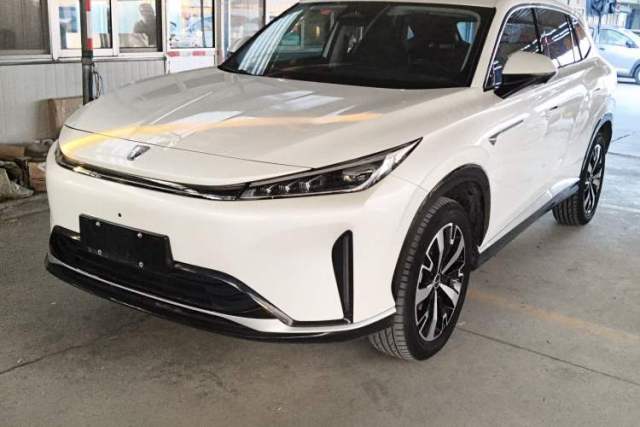 Used Roewe D5X DMH 2024 135 Tech Edition