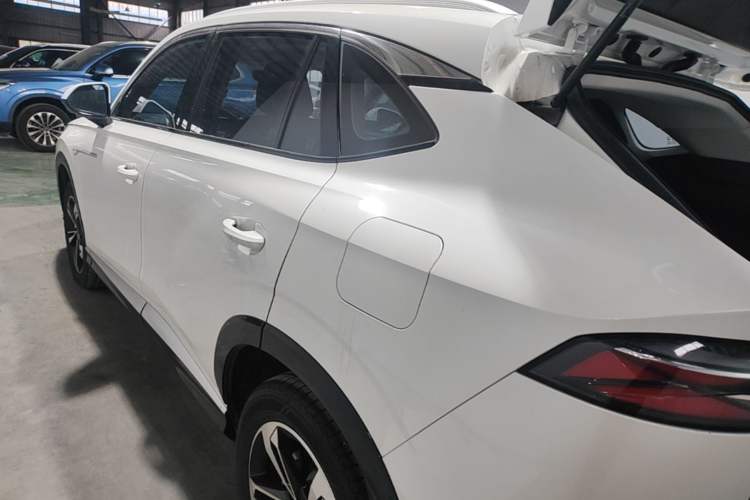 Used Roewe D5X DMH 2024 135 Luxury Edition Rear Left 45 Deg