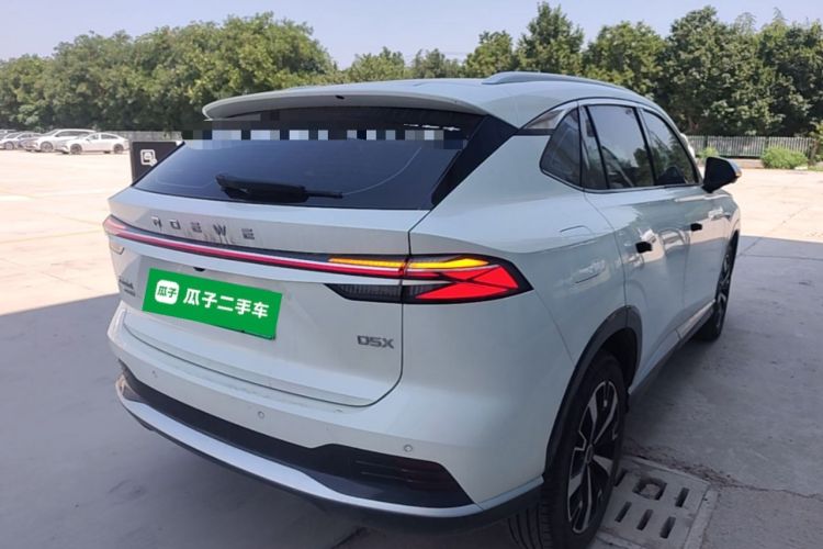 Used Roewe D5X DMH 2024 135 Flagship Edition Rear Right 45 Deg