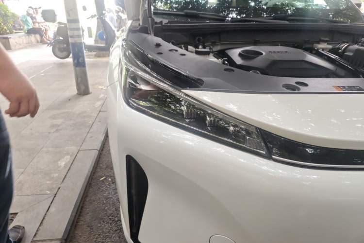Used Roewe D5X DMH 2024 135 Tech Edition Right Front Headlight