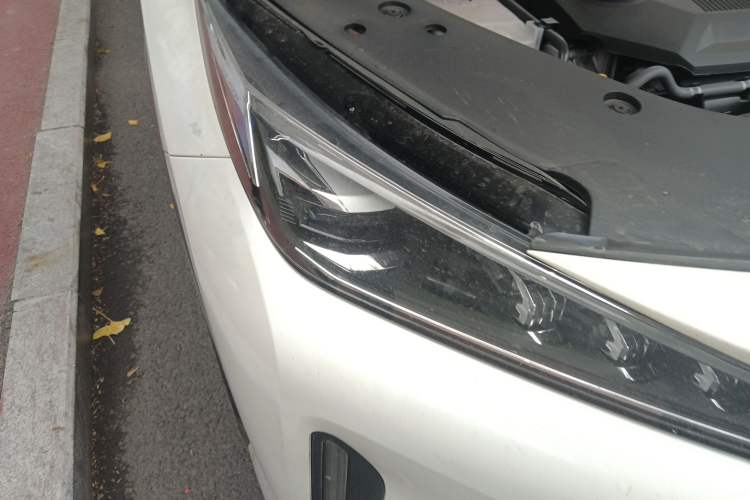 Used Roewe D5X DMH 2024 135 Flagship Edition Right Front Headlight