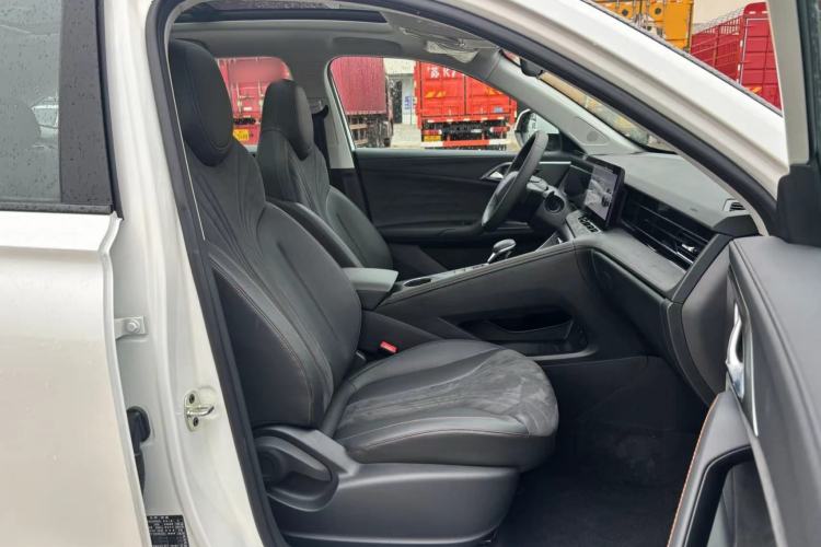 Used Roewe D5X DMH 2024 135 Flagship Edition Right Front Seat