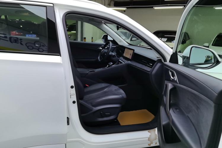 Used Roewe D5X DMH 2024 135 Tech Edition Right Front Seat