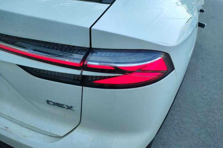 Used Roewe D5X DMH 2024 135 Tech Edition Right Rear Taillight