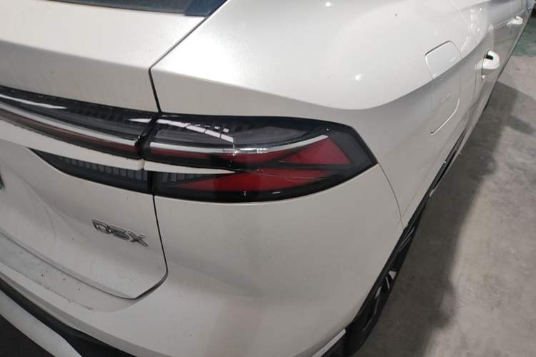 Used Roewe D5X DMH 2024 135 Luxury Edition Right Rear Taillight