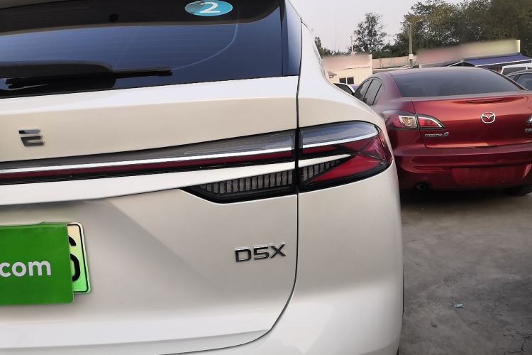 Used Roewe D5X DMH 2024 135 Tech Edition Right Rear Taillight