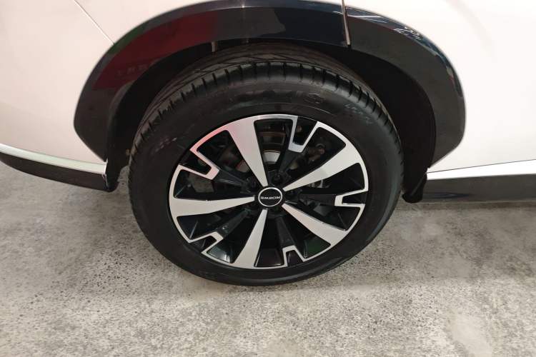 Used Roewe D5X DMH 2024 135 Tech Edition Right Rear Wheel Hub