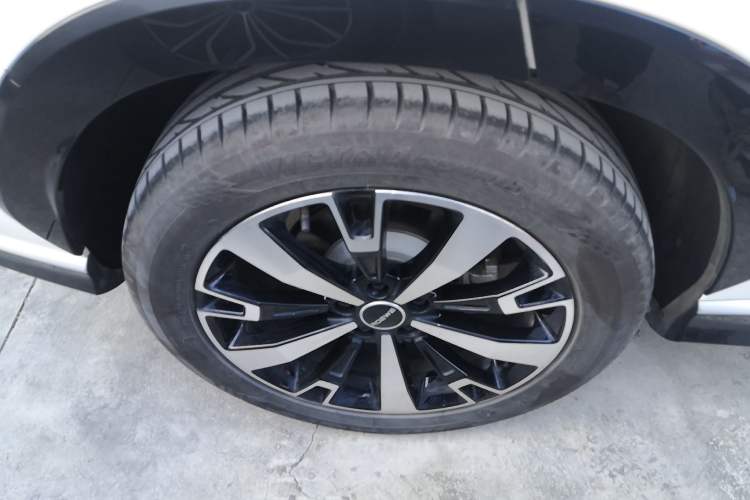 Used Roewe D5X DMH 2024 135 Tech Edition Right Rear Wheel Hub