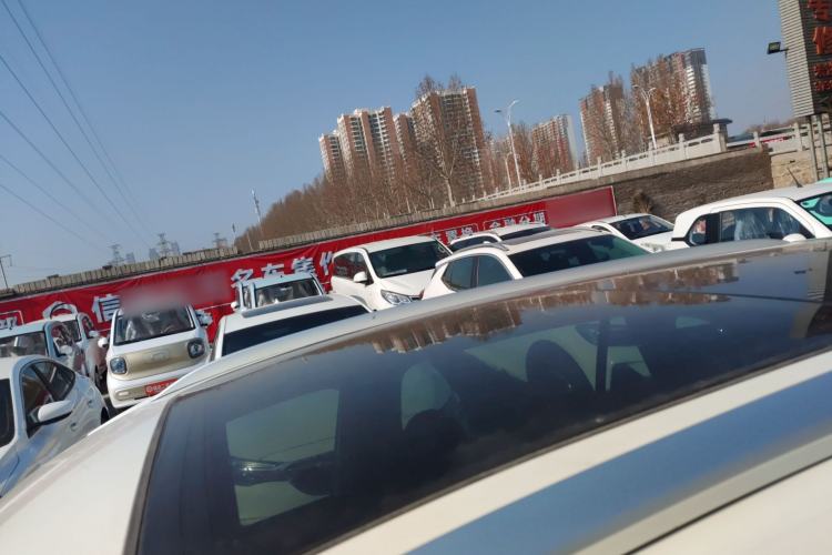 Used Roewe D5X DMH 2024 135 Tech Edition Roof