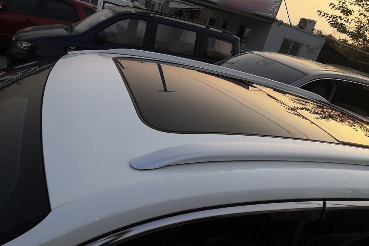 Used Roewe D5X DMH 2024 135 Tech Edition Roof
