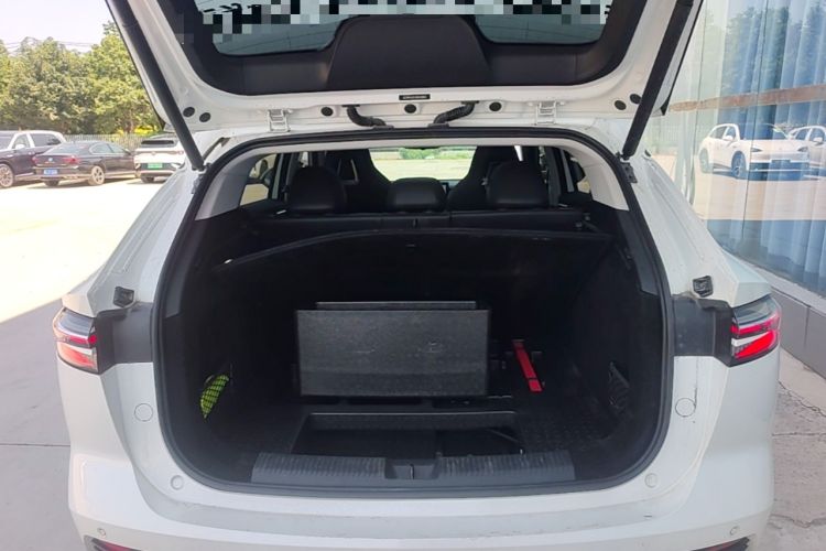 Used Roewe D5X DMH 2024 135 Flagship Edition Trunk