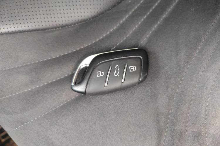 Used Roewe D5X DMH 2024 135 Tech Edition Vehicle Key