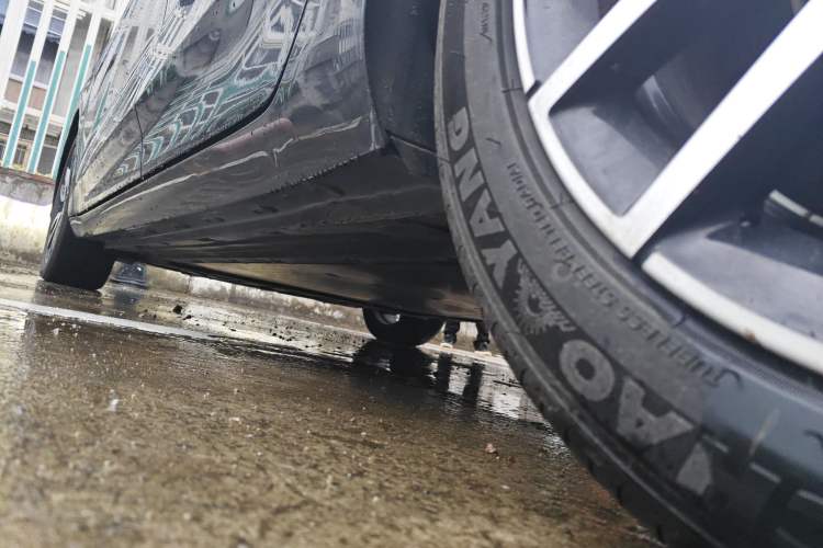 Used Roewe D6 2025 450km Deluxe Edition Chassis Rear Left