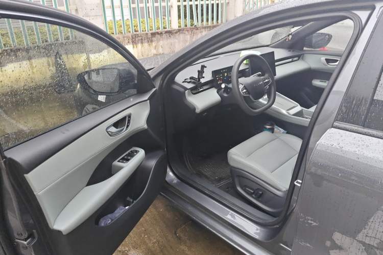 Used Roewe D6 2025 450km Deluxe Edition Driver Seat