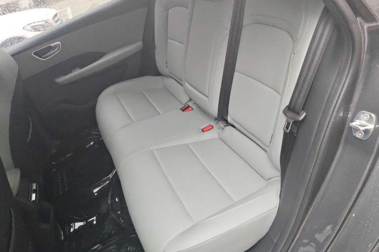 Used Roewe D6 2025 450km Deluxe Edition Left Rear Seat